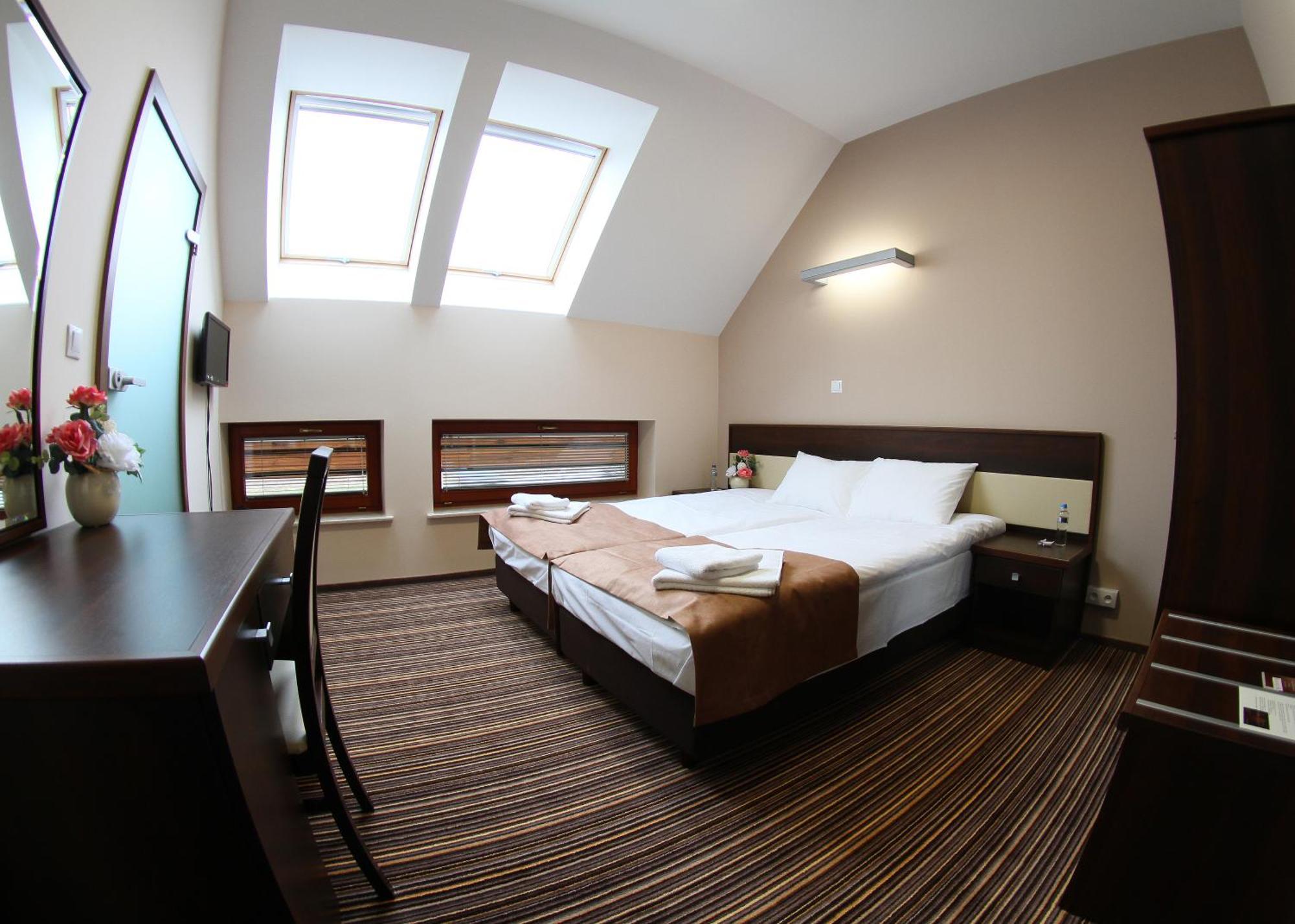 Hotel Aviator Kielce "Business Hotel Medical & Spa" Room photo