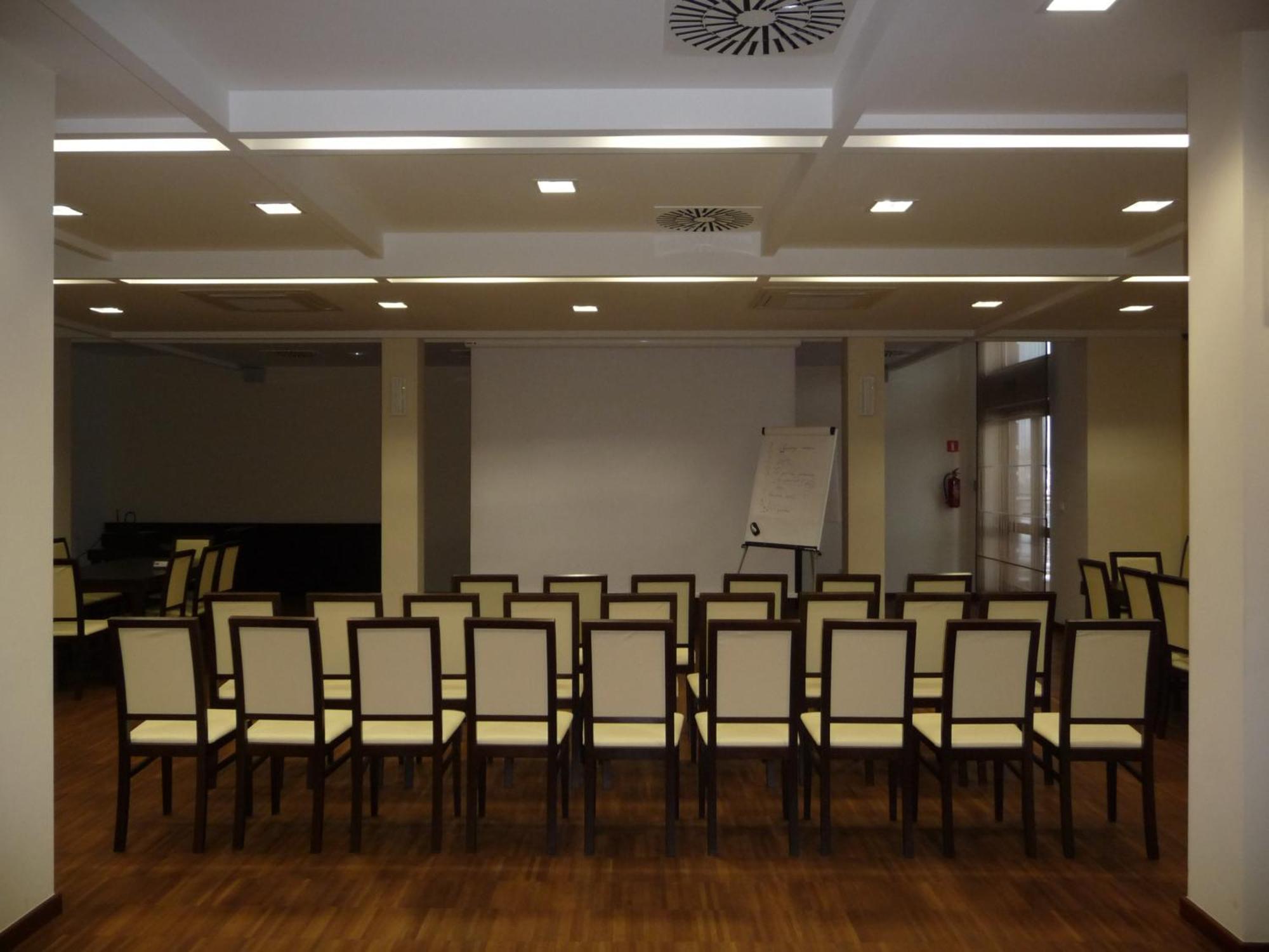 Hotel Aviator Kielce "Business Hotel Medical & Spa" Exterior photo
