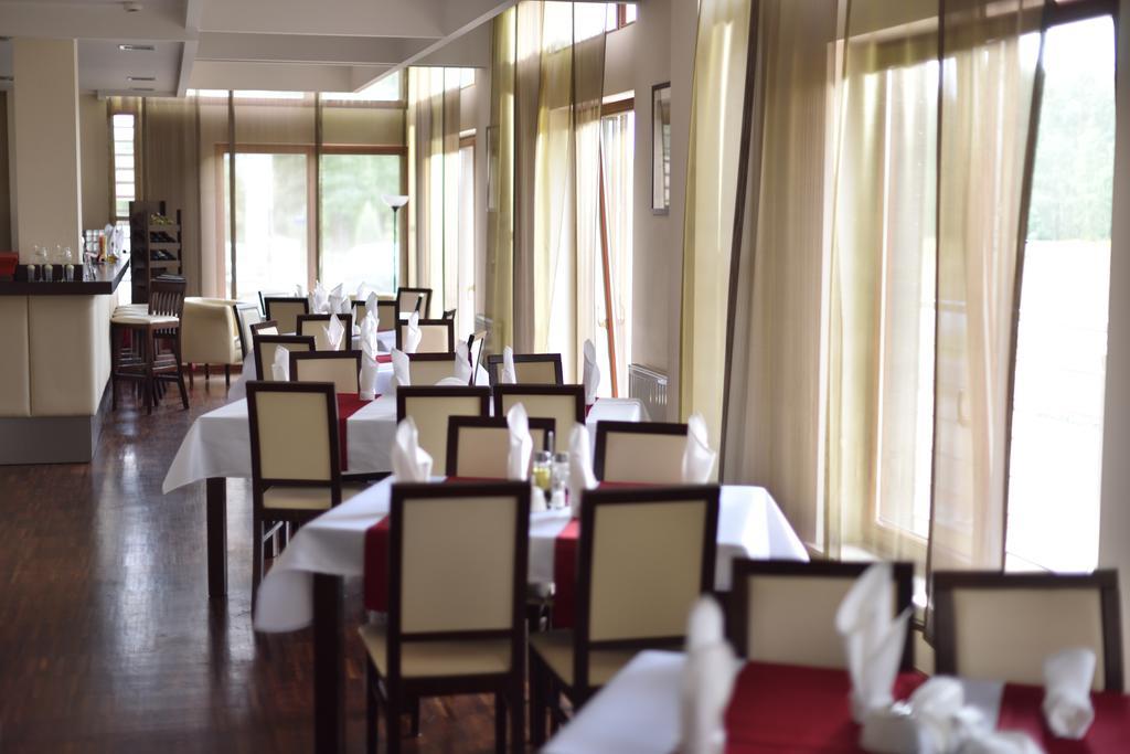 Hotel Aviator Kielce "Business Hotel Medical & Spa" Exterior photo